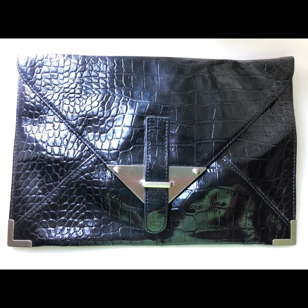Tarnish Brand Clutch